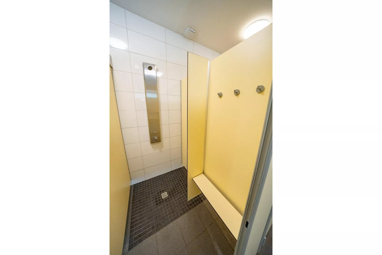 Eifelhütte Campingpark Eifel - Badkamer