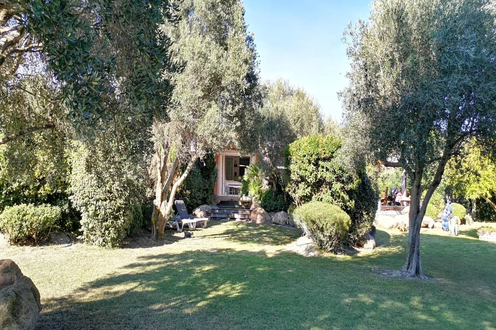 Studio Kalliste pour 2 personnes - Tuinen zomer