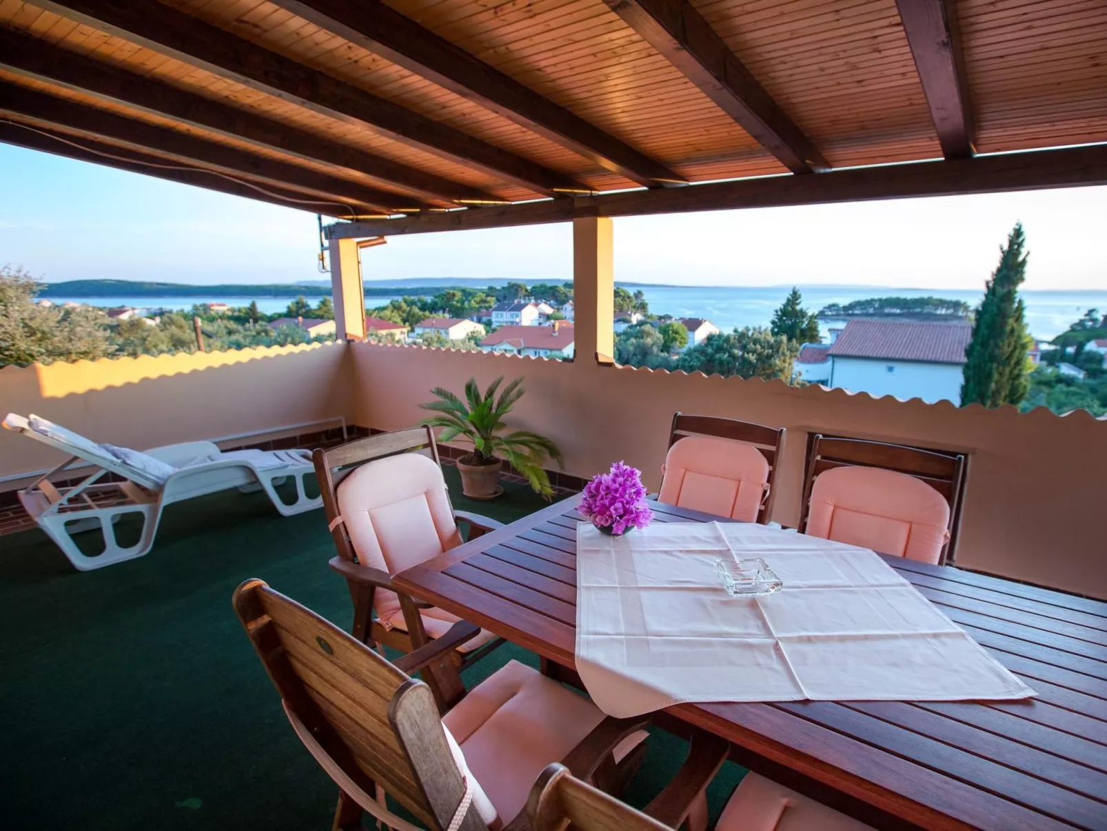 Mit Terrasse - Image-tags.info