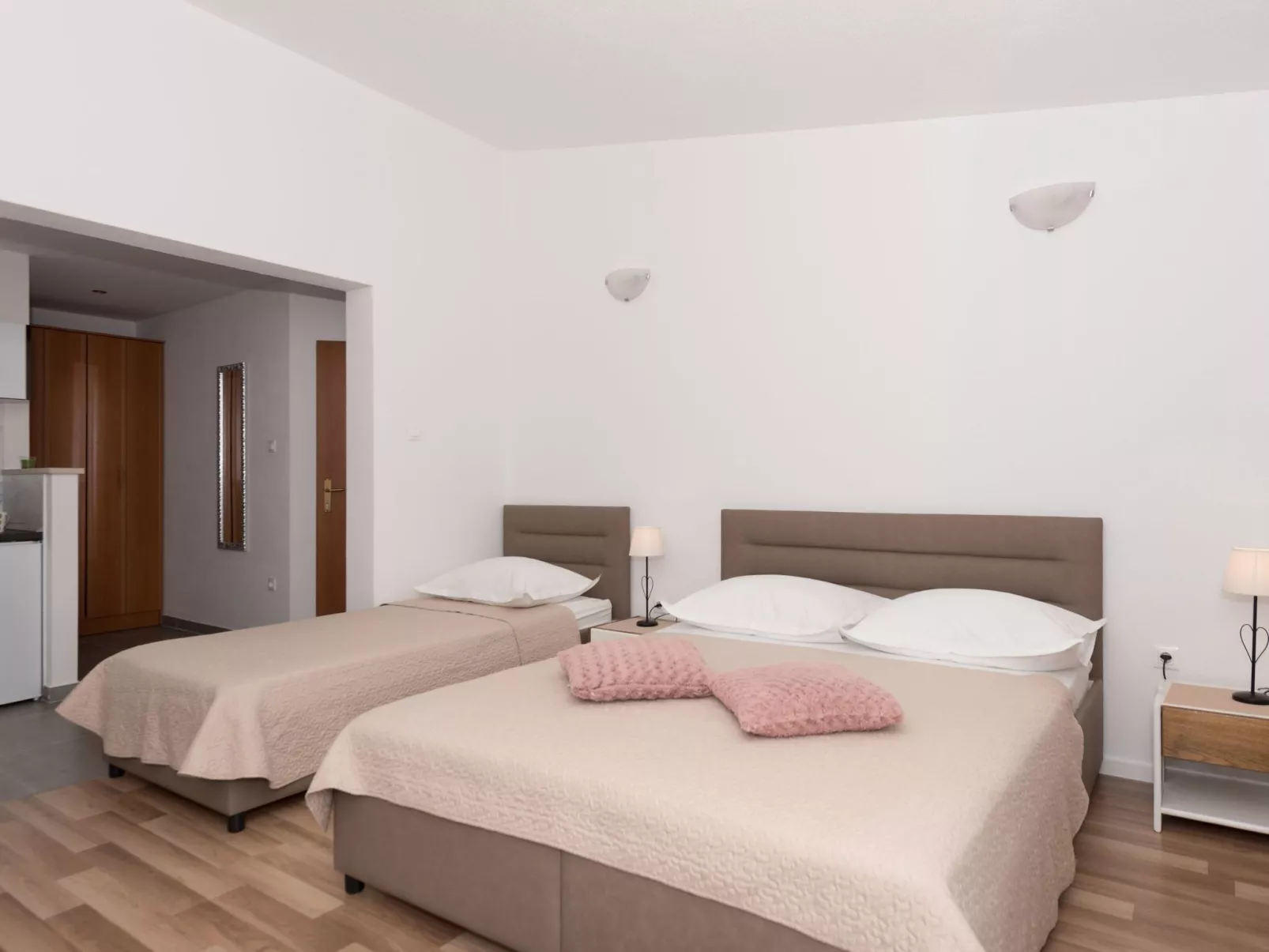 Studio apartment Nina - Image-tags.info