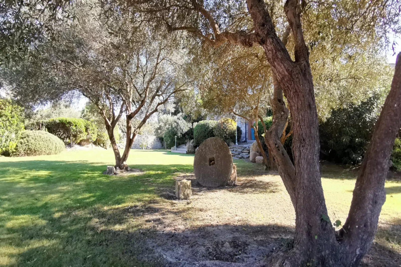 Studio Kalliste pour 2 personnes - Tuinen zomer