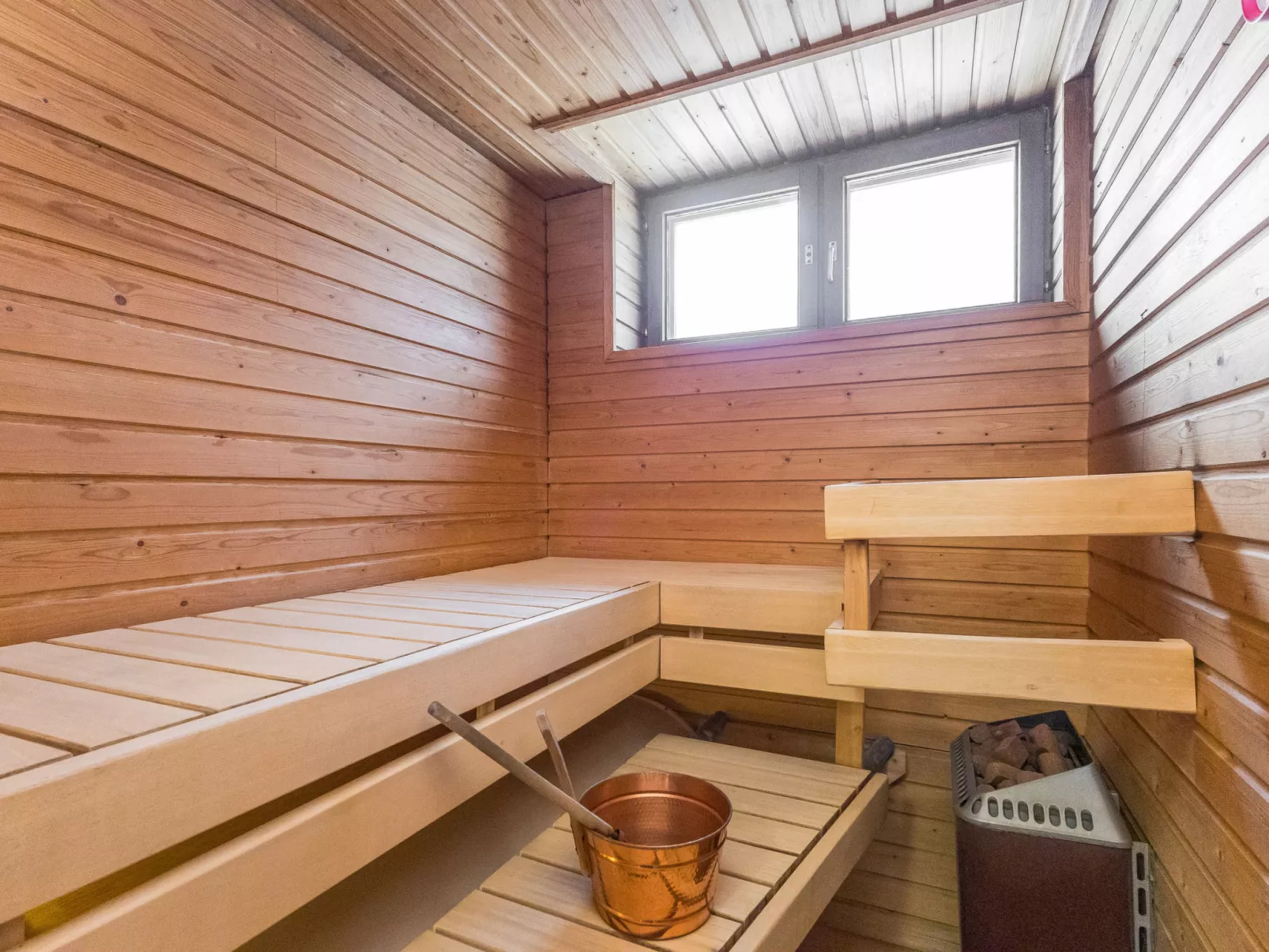 Rukatunturintie 8 g2 - Binnen