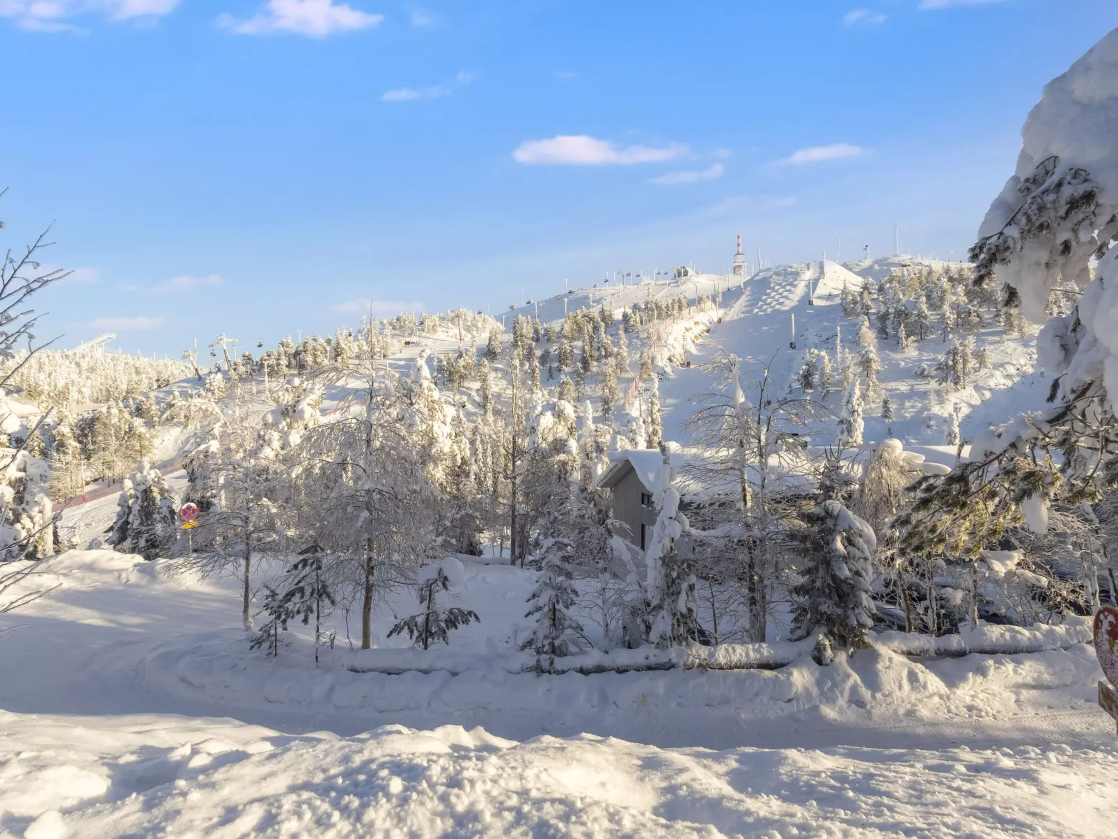 Rukatunturintie 8 g2 - Binnen