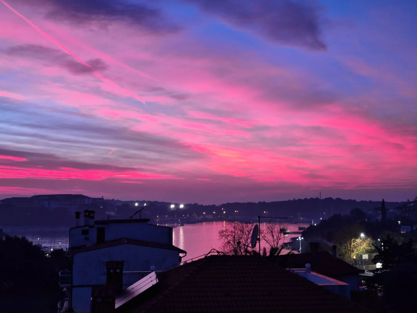 Große Wohnung in Pješčana Uvala mit Eigenem Balk - Image-tags.info