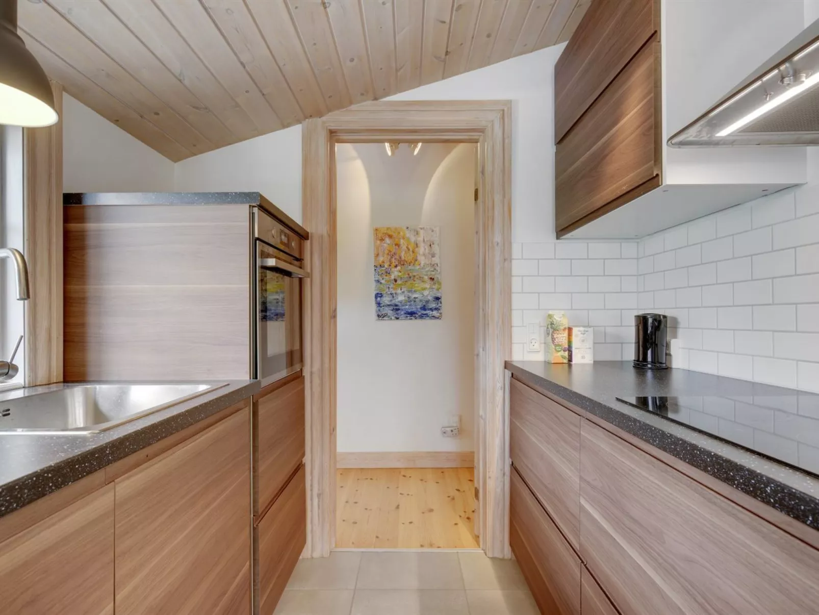 "Hjort" - 100m from the sea - Binnen