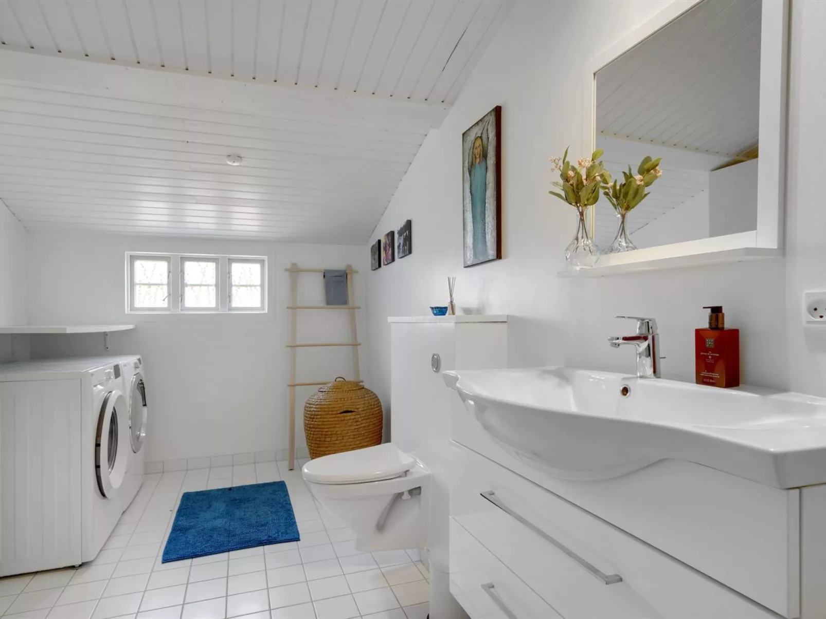 "Hjort" - 100m from the sea - Binnen