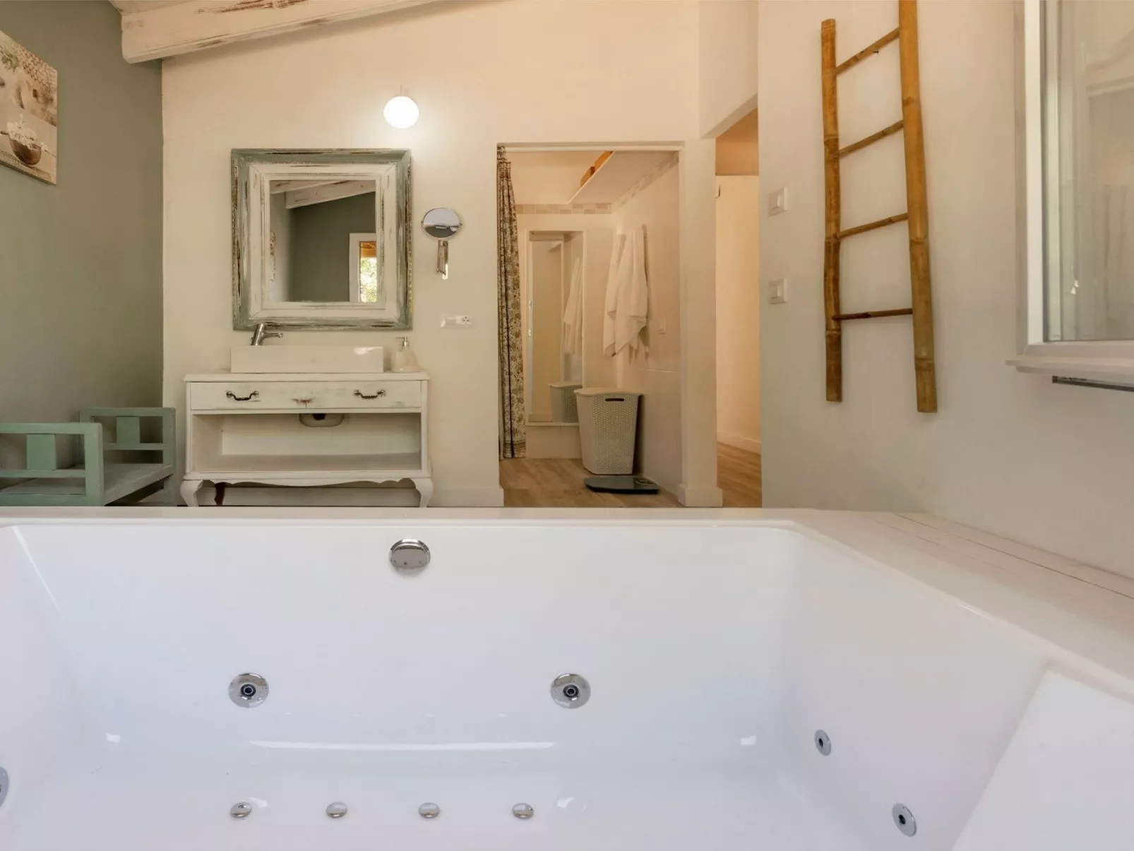 Strandnahe Villa German mit großer Poolterrasse - Image-tags.info