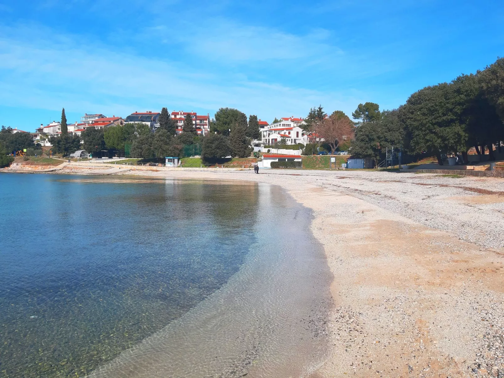 Große Wohnung in Pješčana Uvala mit Eigenem Balk - Image-tags.info