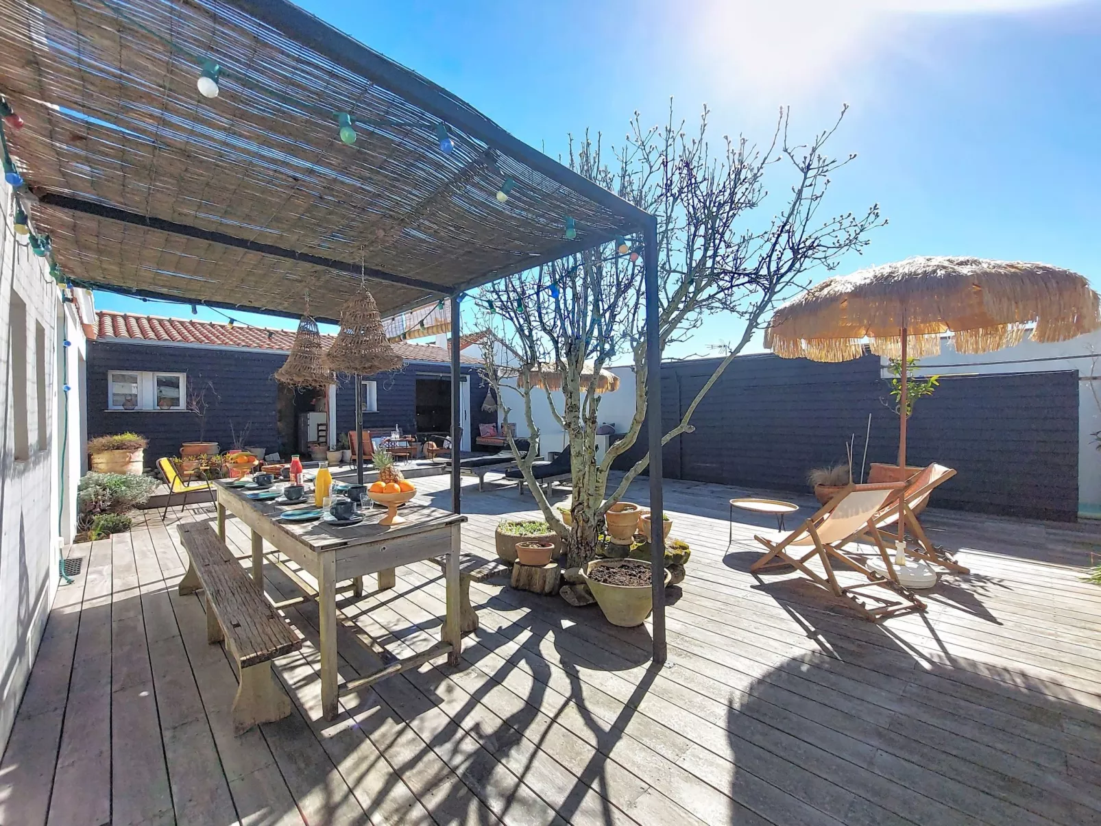 Tranquille en bord de Mer - Buiten