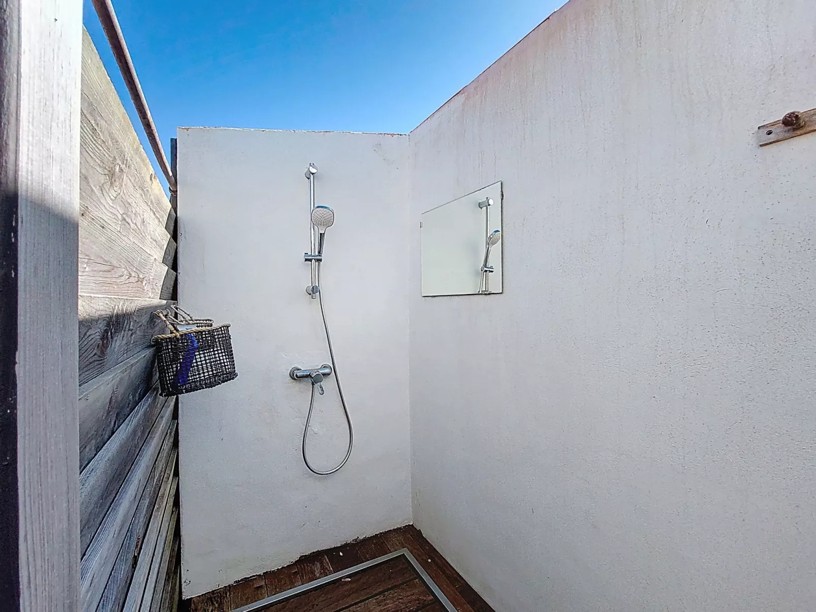 Tranquille en bord de Mer - Binnen