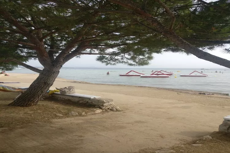 Apartments Topić - One Bedroom Apartment with Terrace (First Floor) - Sfeer