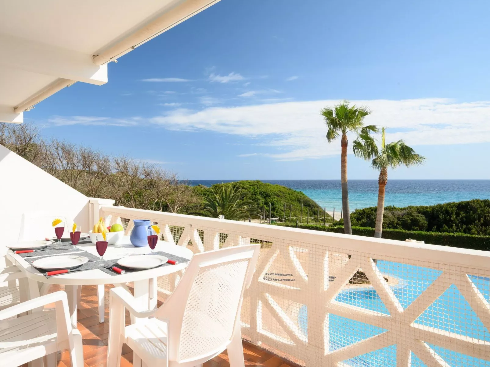 Wohnung mit gemeinsamem Pool und Meerblick - Image-tags.info