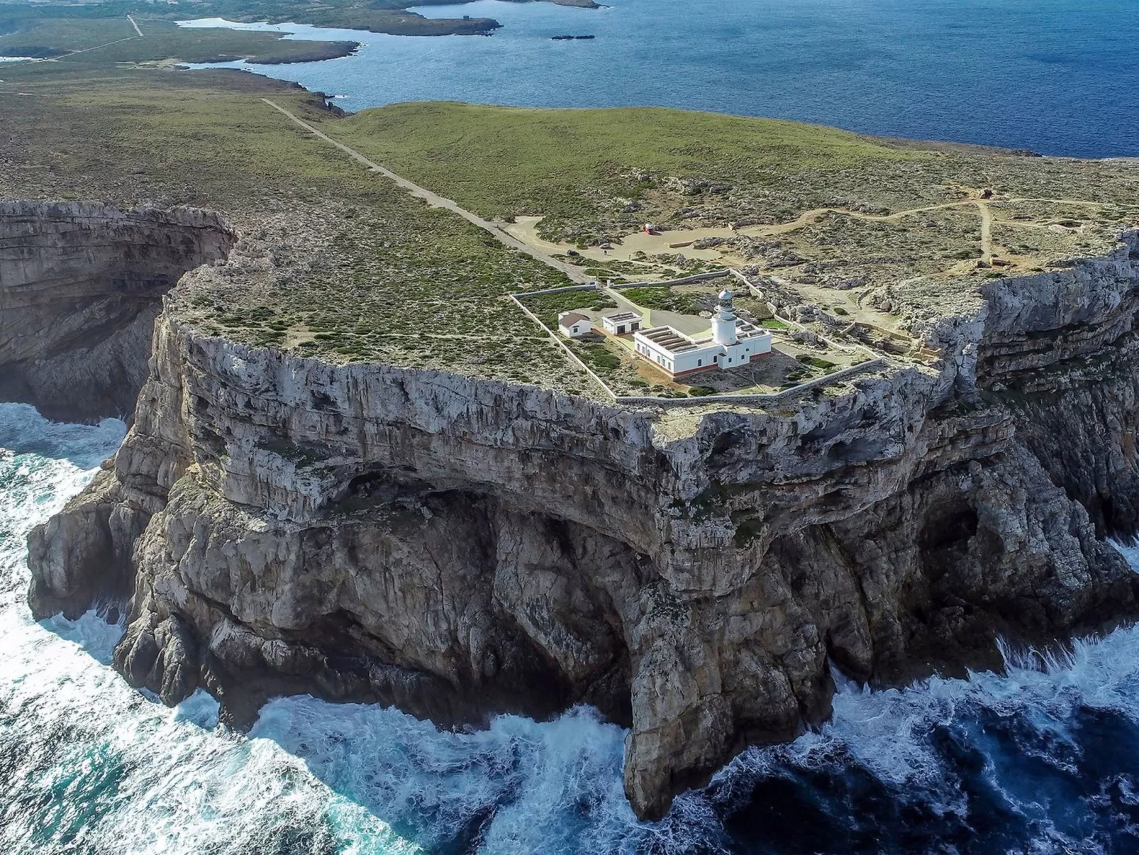Strandnahe Villa German mit großer Poolterrasse - Image-tags.info