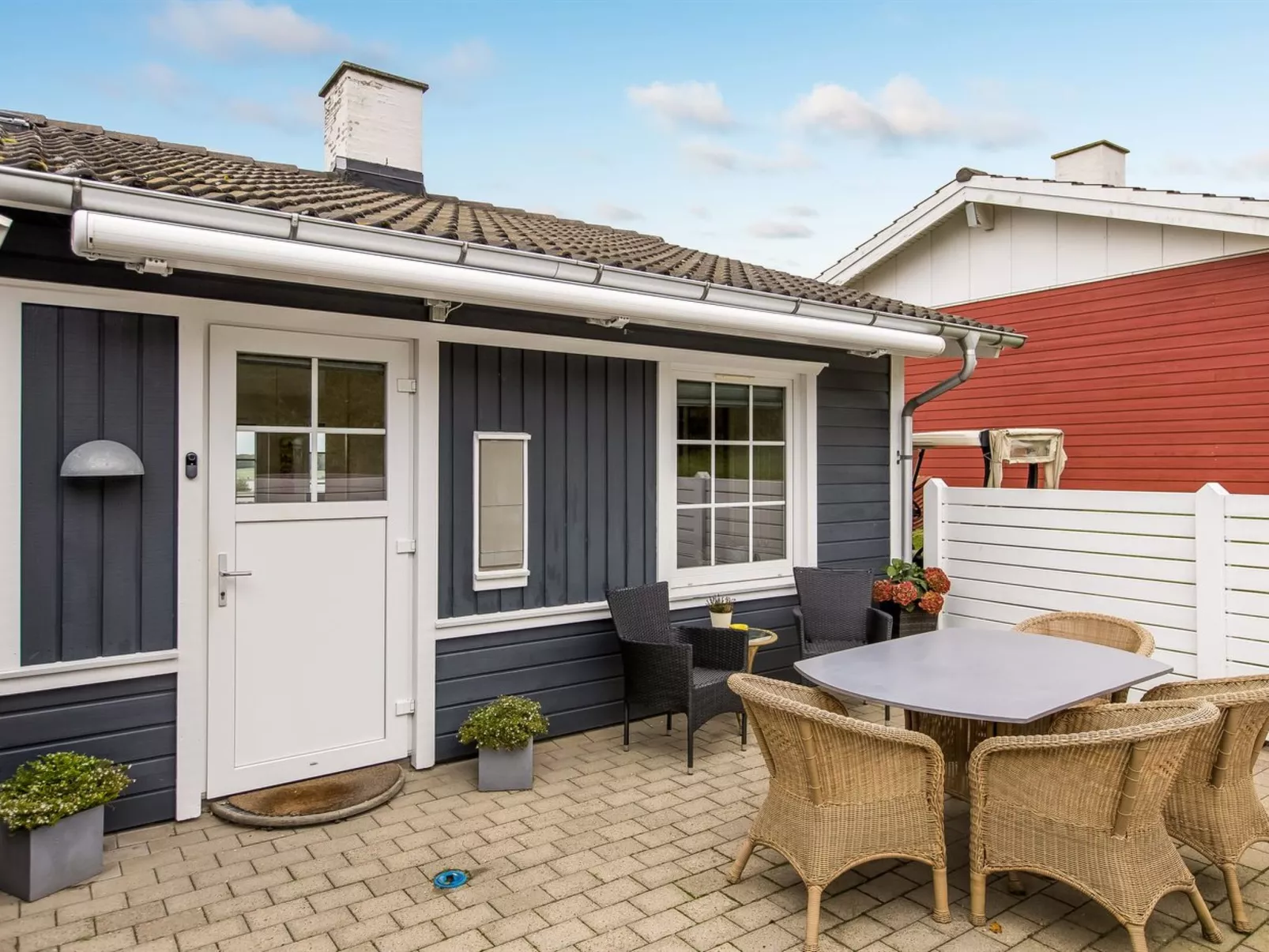 "Albine" - 500m from the sea