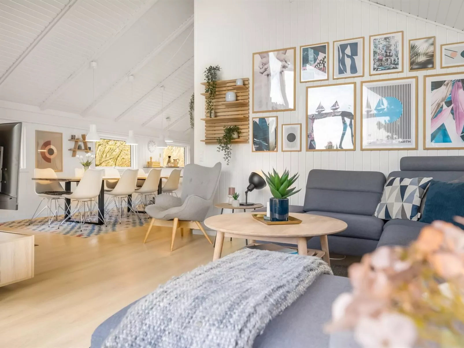 "Julie" - 1.5km from the sea - Binnen