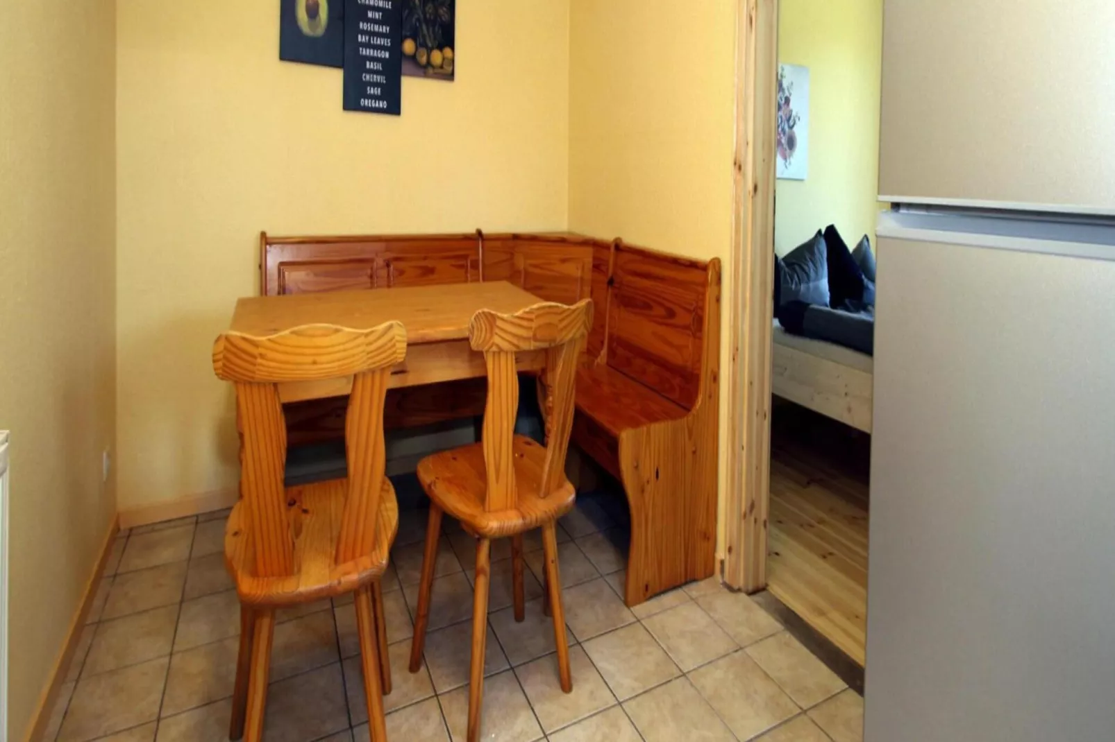 Bungalow 6 Waren - Eetkamer