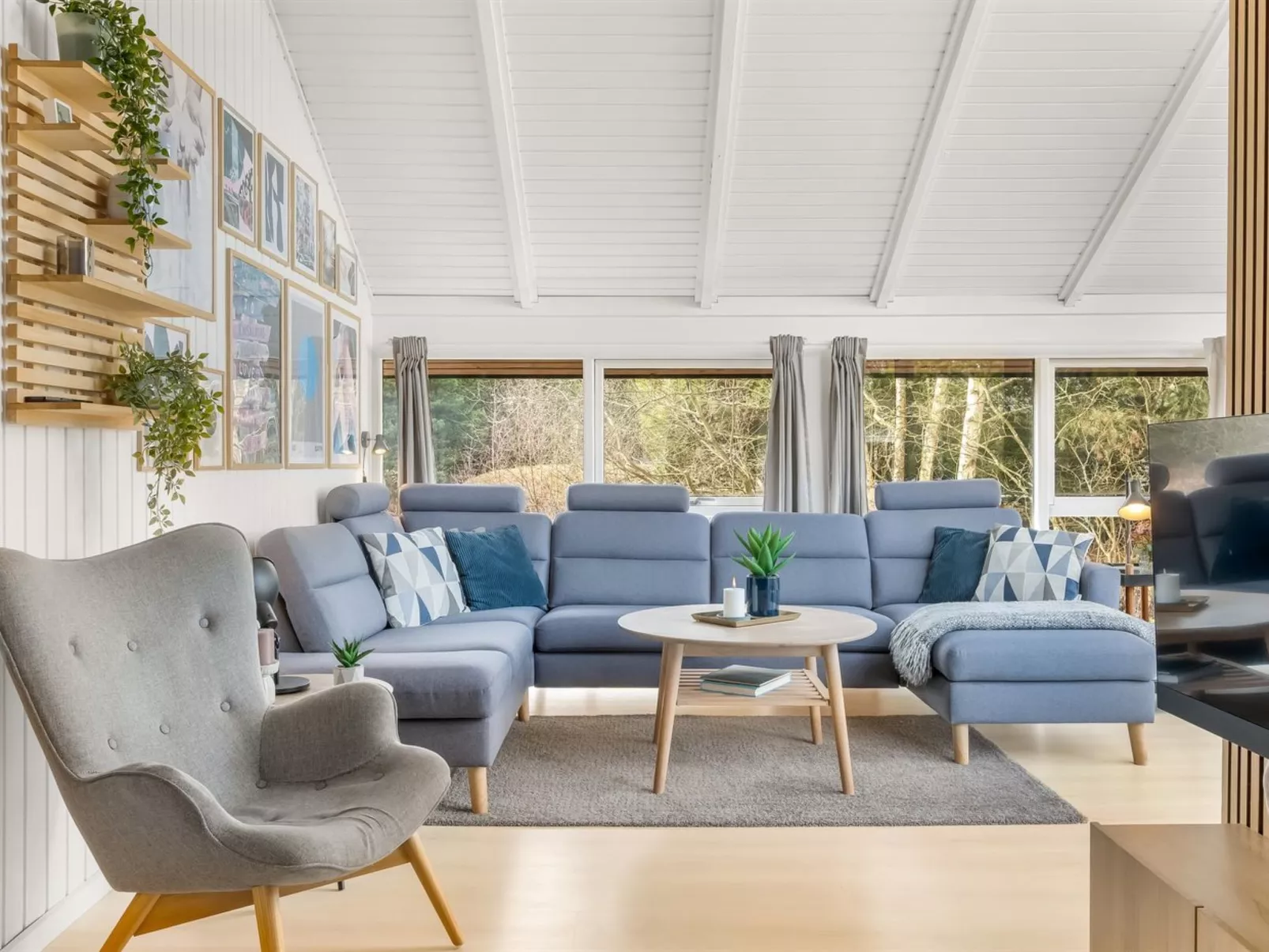 "Julie" - 1.5km from the sea - Binnen