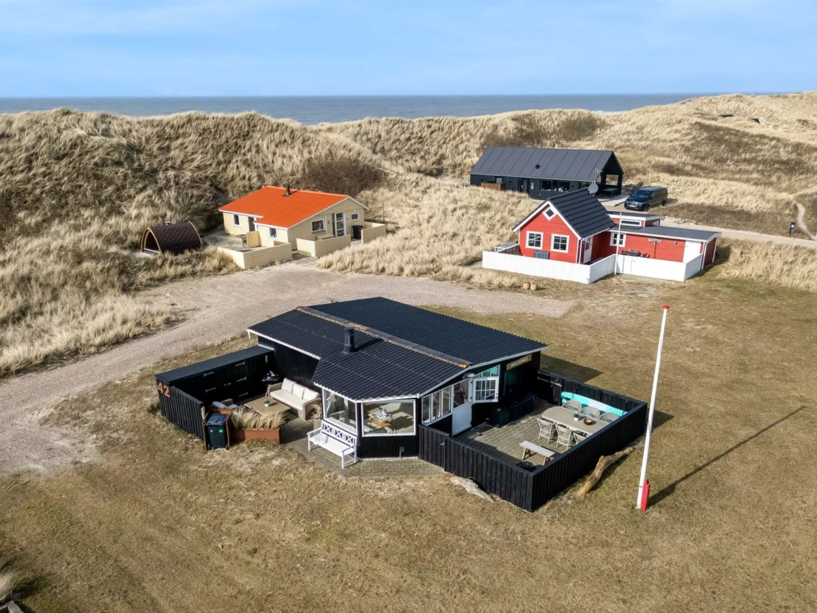 "Jorie" - 100m from the sea - Buiten