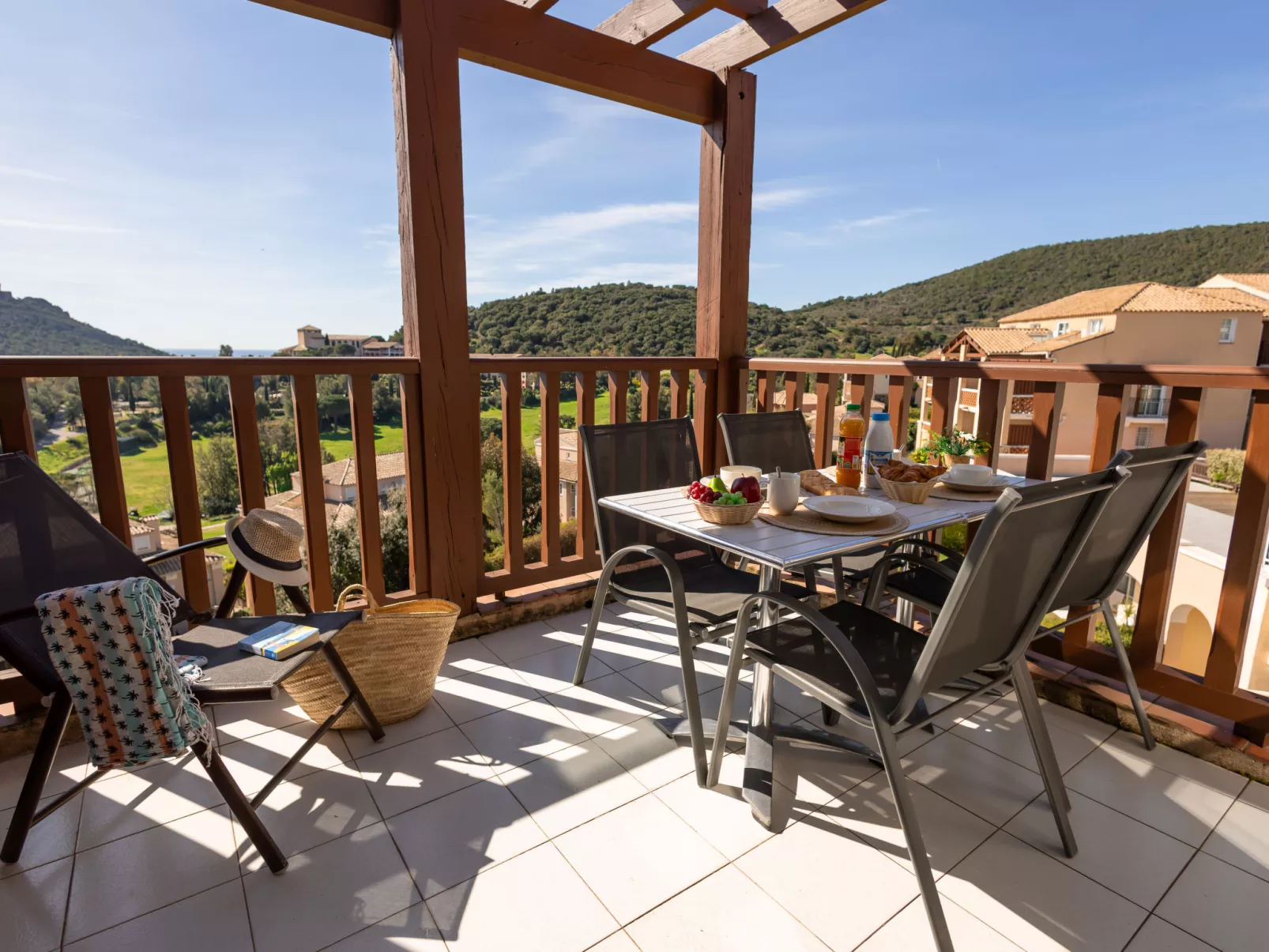 Village Cap Estérel - L'Esquinade - Buiten