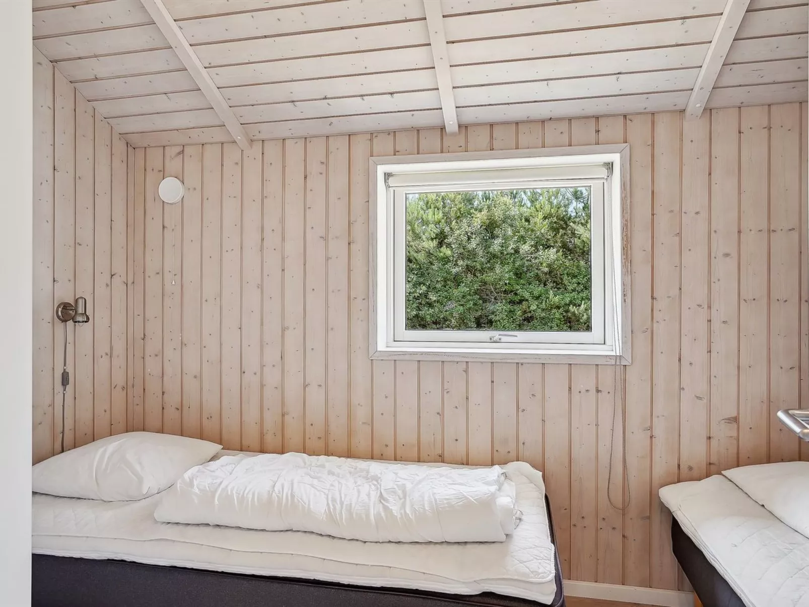 "Hialmar" - 300m from the sea - Binnen