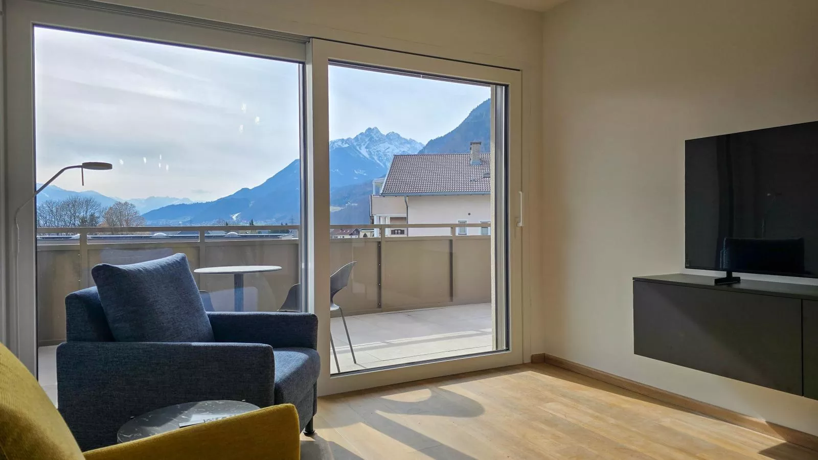 City Apartments Jenbach Top 4 - Woonkamer