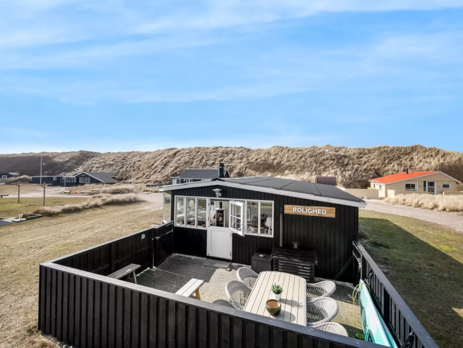 "Jorie" - 100m from the sea - Buiten