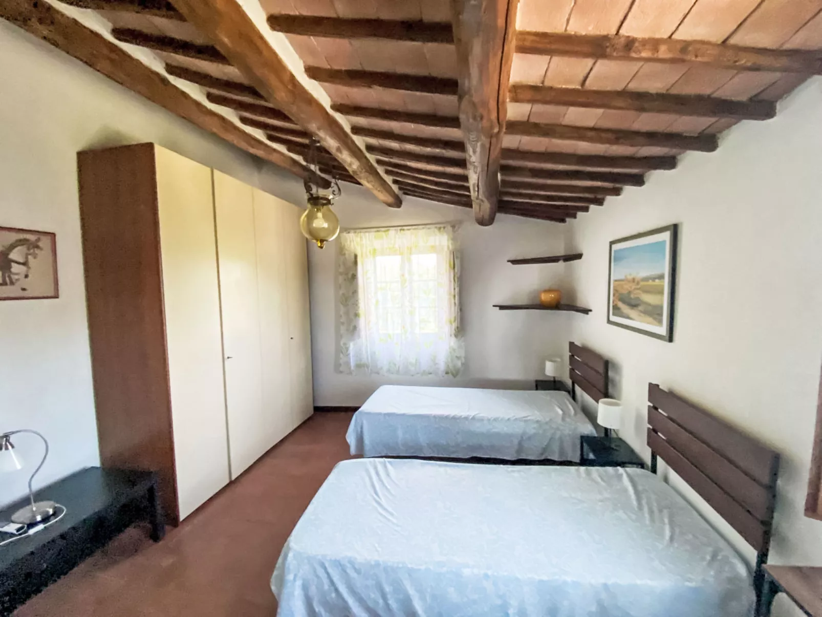 Fiore di Mandorlo - Binnen