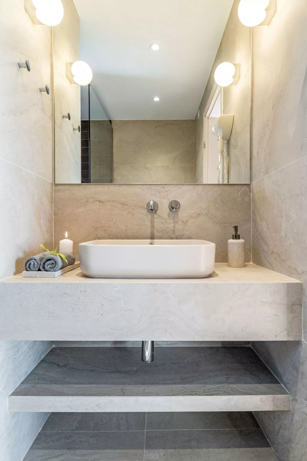 Karavi Villa mit privatem Zugang zum Meer - Binnen