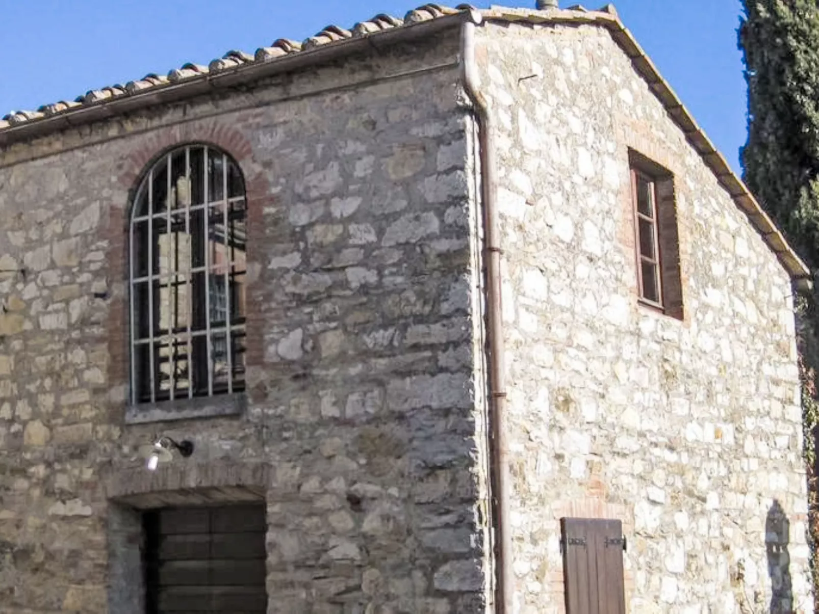 Fiore di Mandorlo - Buiten