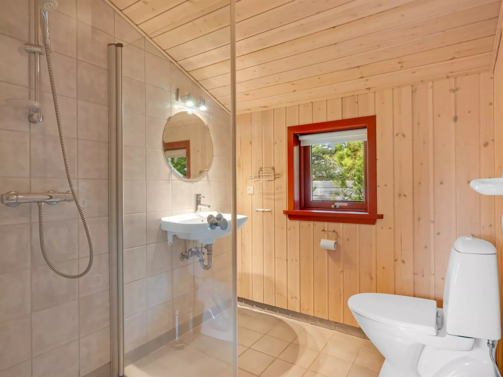 "Leonor" - 1.8km from the sea - Binnen