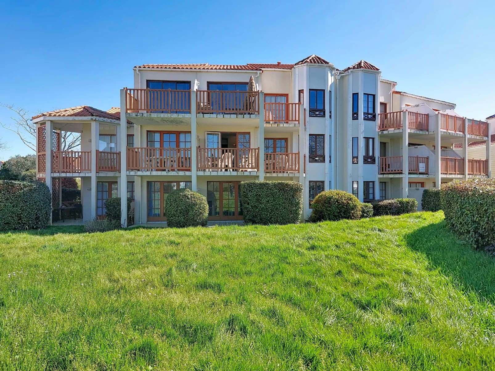 Le Saint Hilaire - Buiten