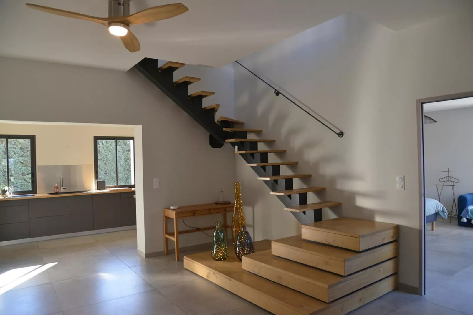 Belle maison avec piscine à débordement chauffée - Overloop