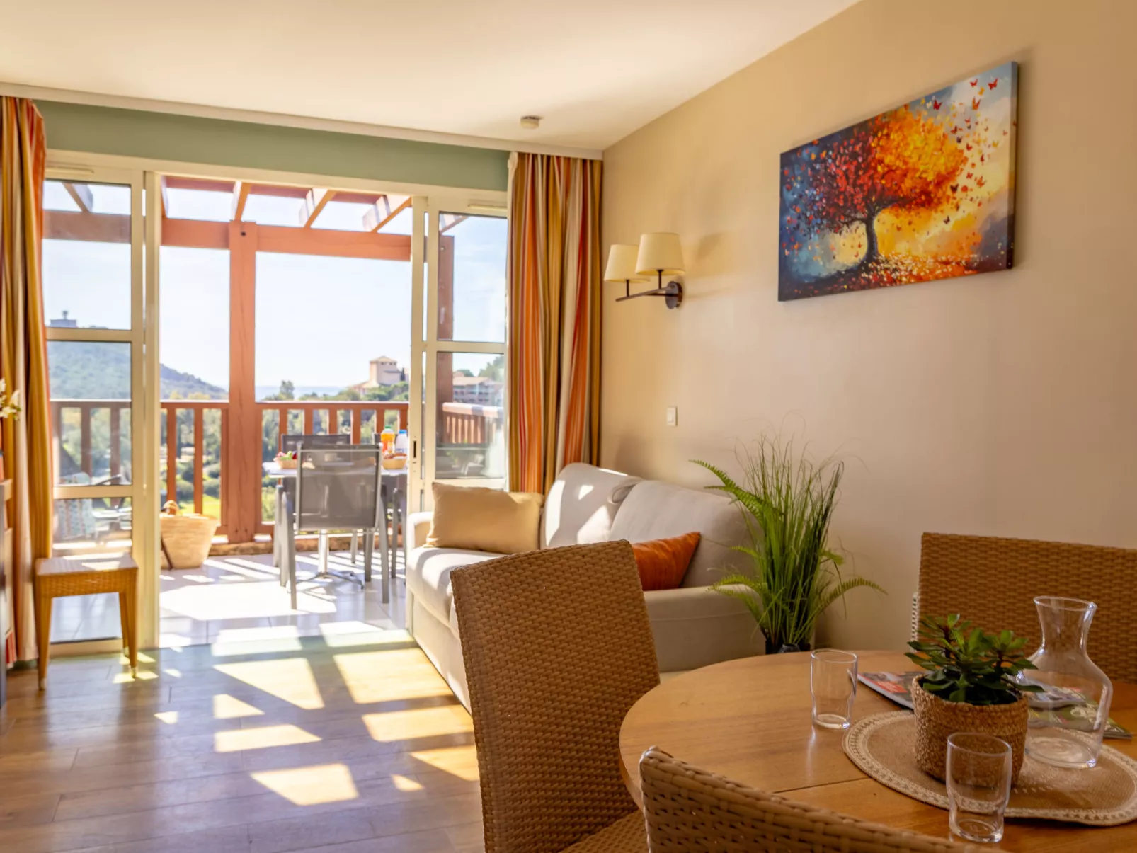 Village Cap Estérel - L'Esquinade - Binnen