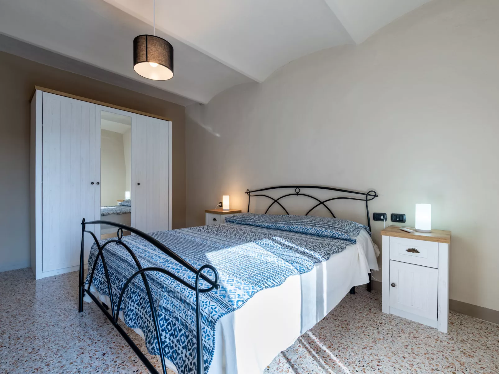 Nonna Maria del Pio - Binnen