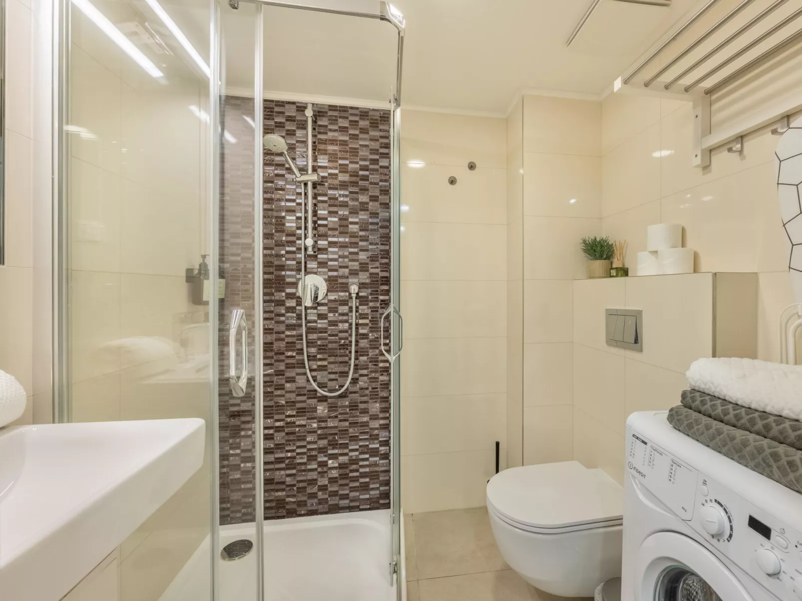 Čelakovsky - Binnen