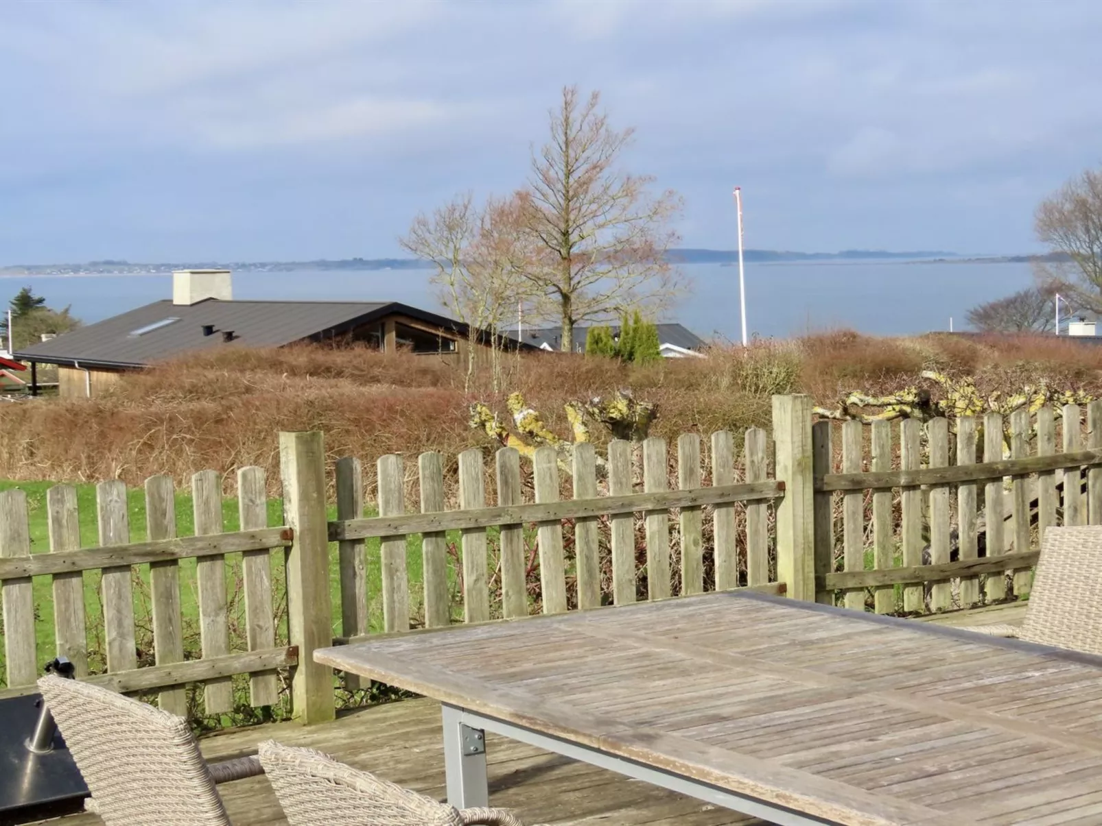 "Ilkka" - 220m from the sea - Buiten