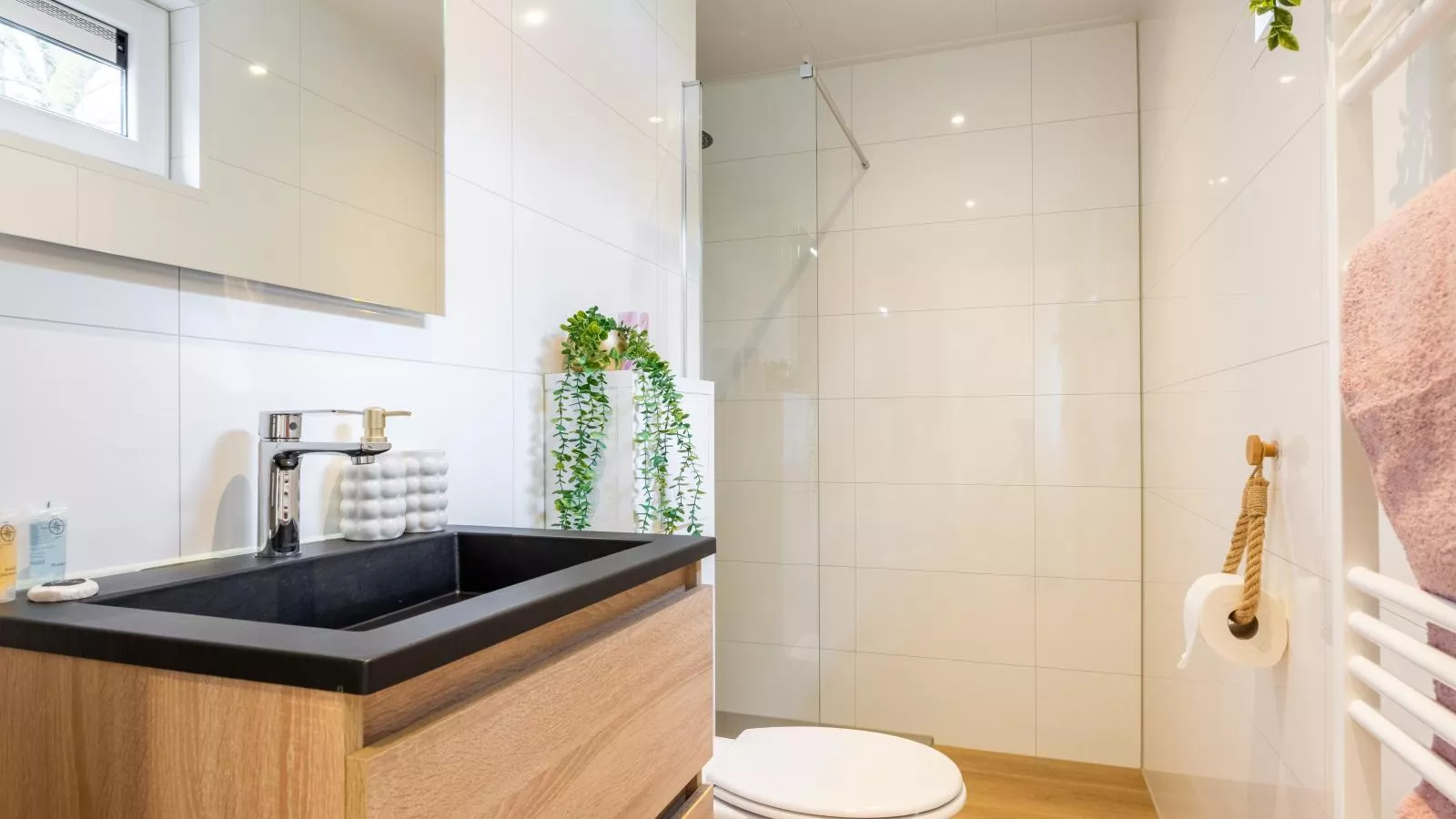 Het Hertenpad - Badkamer