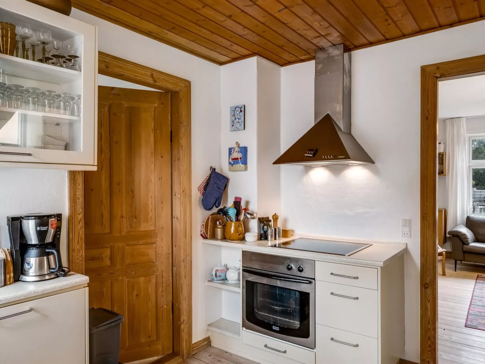 "Cordelia" - 1km from the sea - Binnen