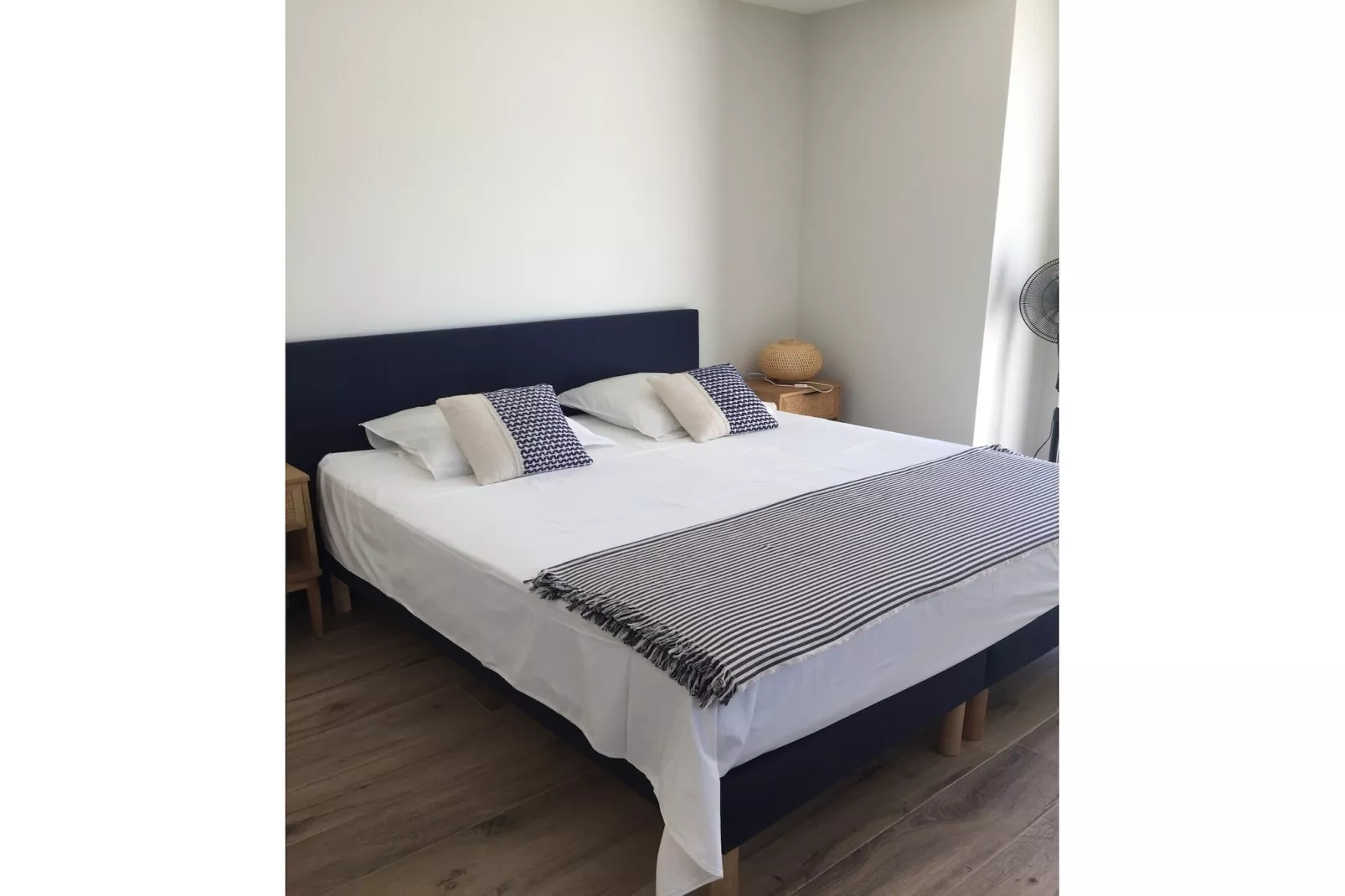 Belle maison avec piscine à débordement chauffée - Slaapkamer