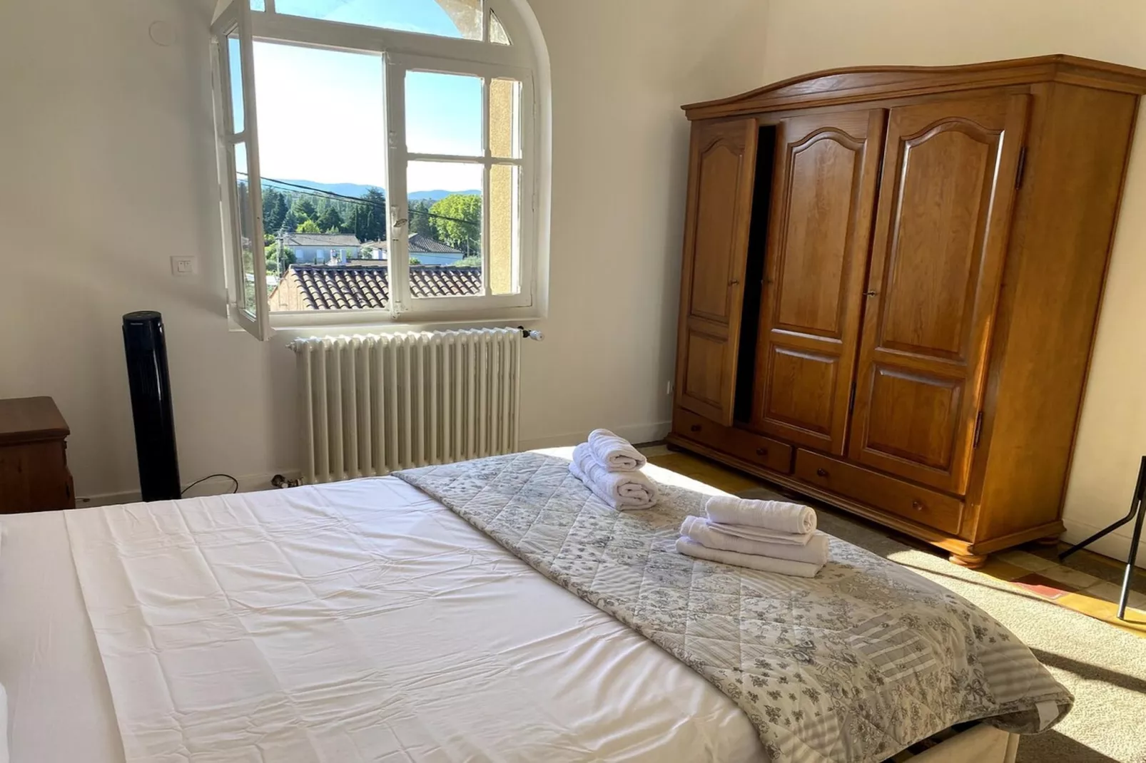 Grande Maison et piscine privée - Slaapkamer