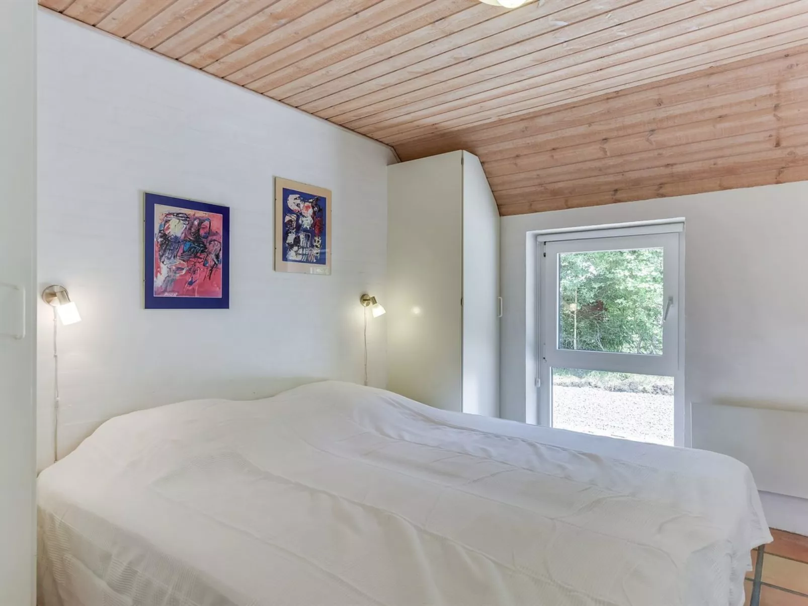 "Laetitita" -  from the sea - Binnen