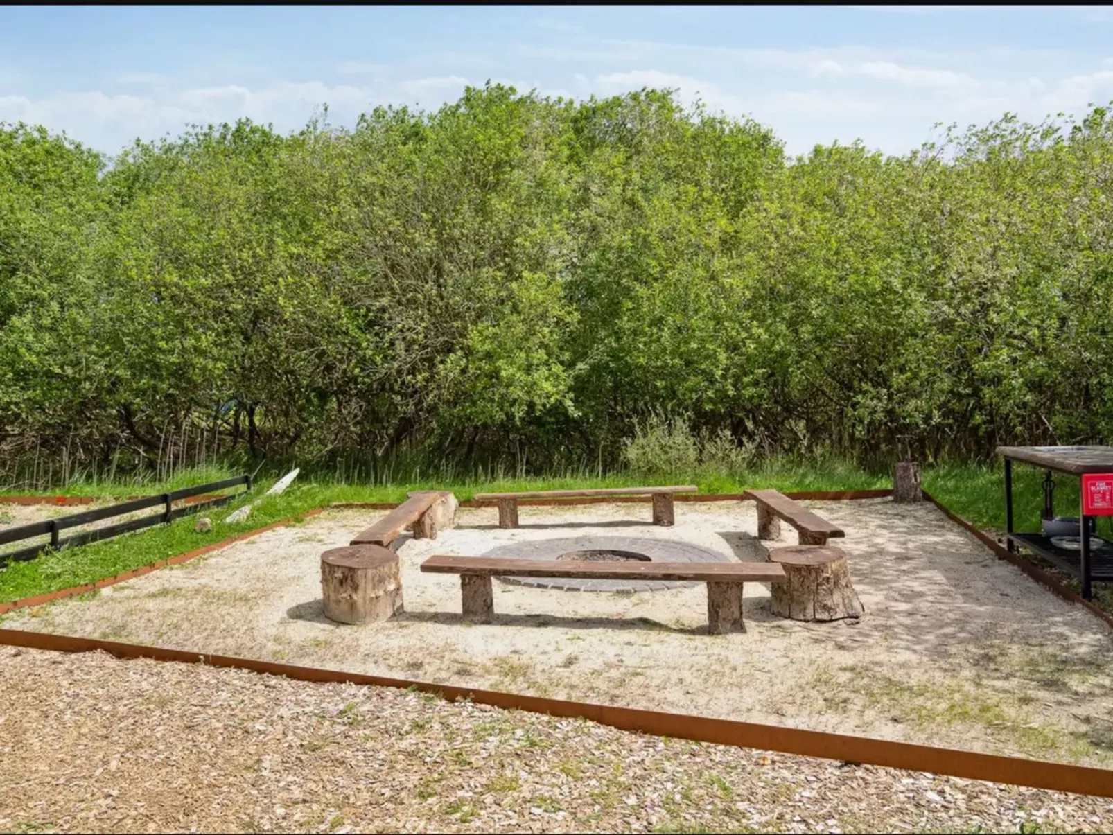 "Julie" - 1.5km from the sea - Binnen