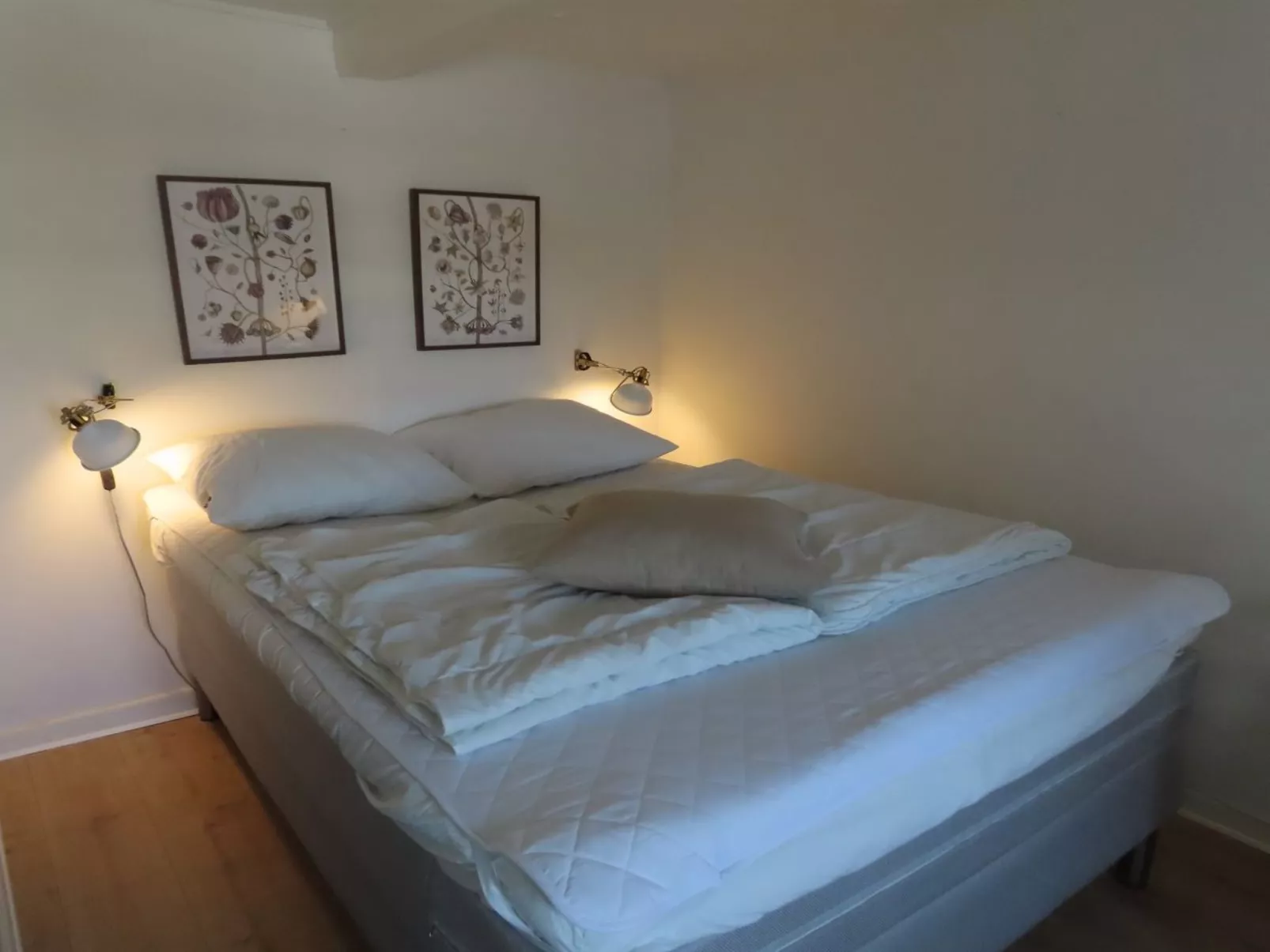 "Ilkka" - 220m from the sea - Binnen