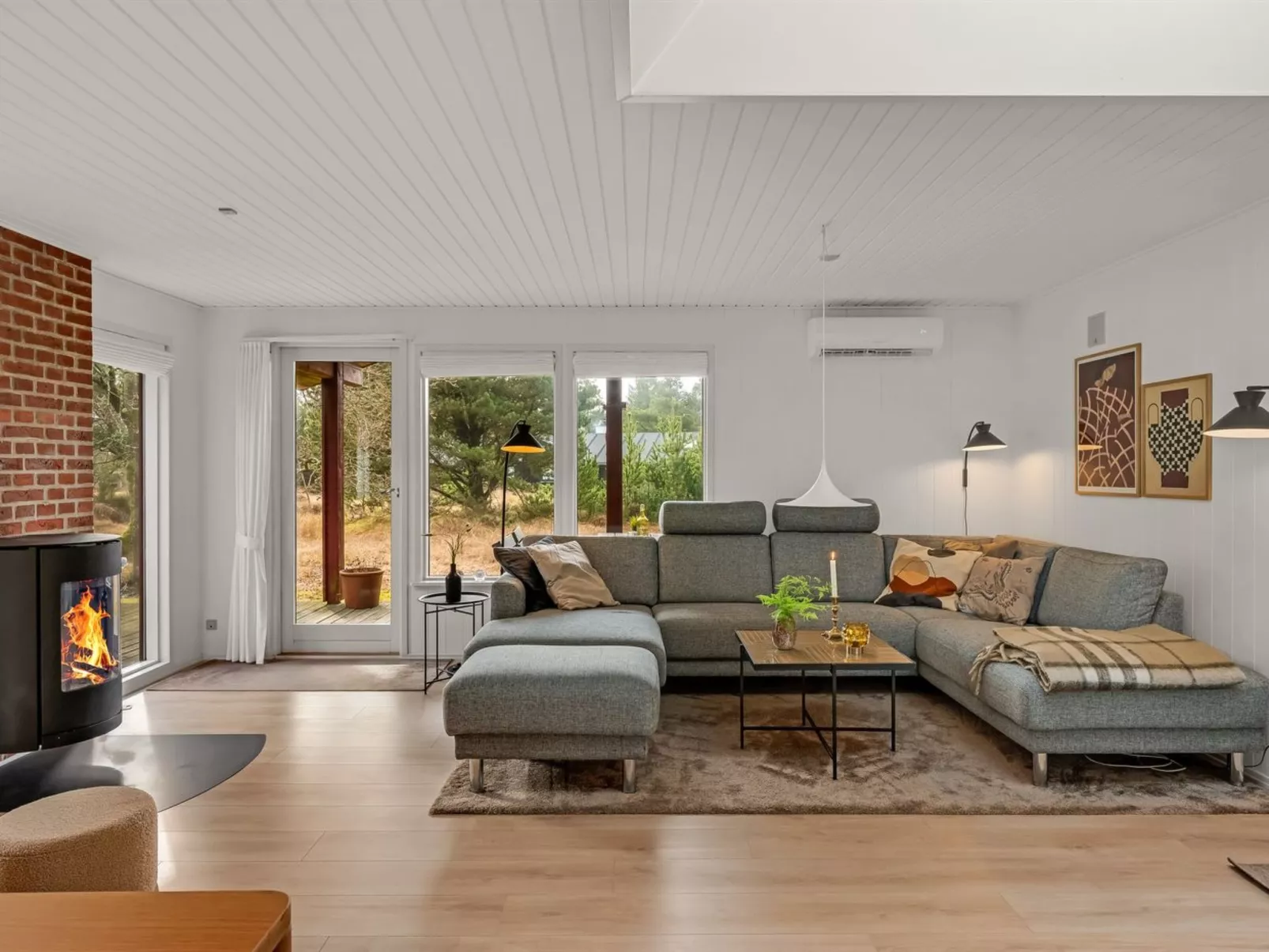 "Leonor" - 1.8km from the sea - Binnen