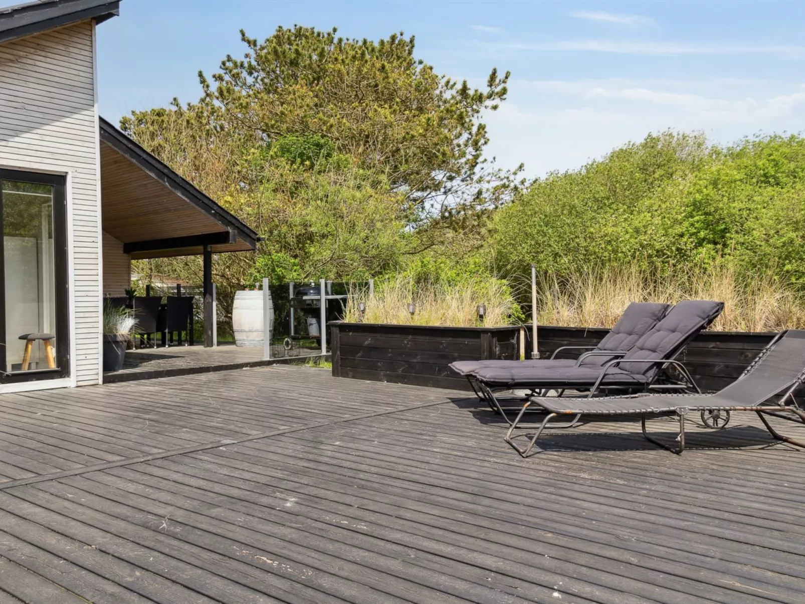 "Julie" - 1.5km from the sea