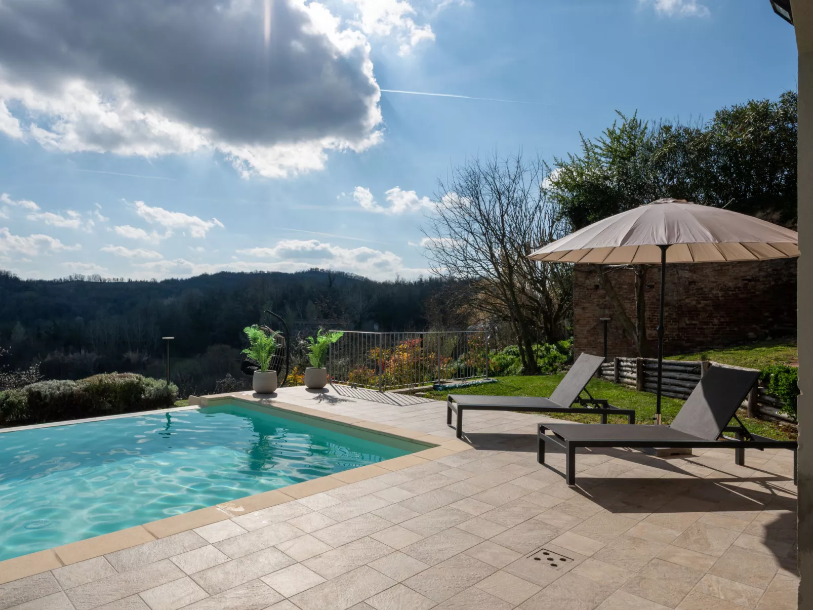 Nonna Maria del Pio - Buiten