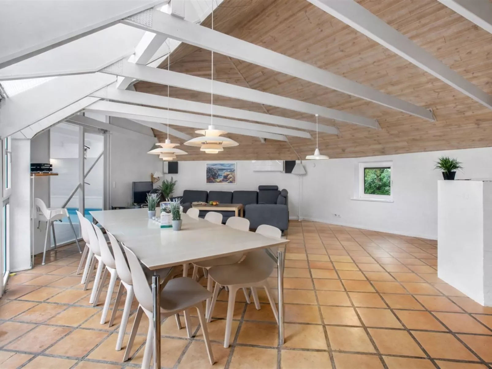 "Laetitita" -  from the sea - Binnen