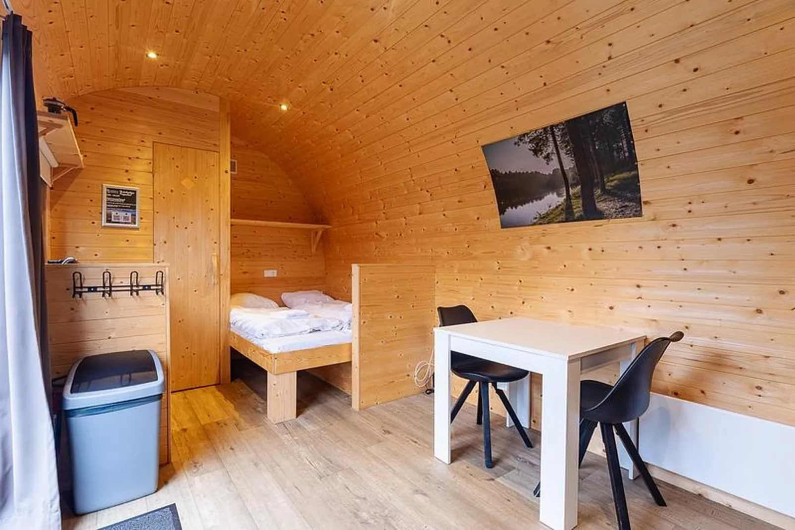 Duinhoeve Duinlodges 4pers (huisdiervriendelijk) - Eetkamer
