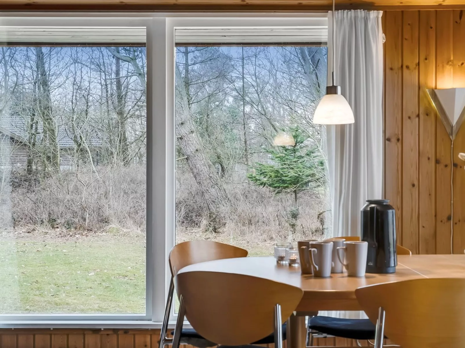 "Eveline" - 800m from the sea - Binnen