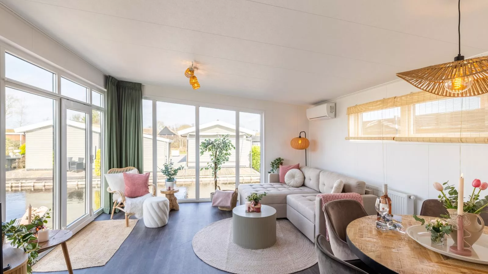 Joy of Giethoorn - Woonkamer